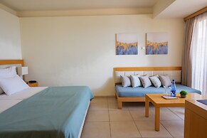Ariadne Beach - Adults Only