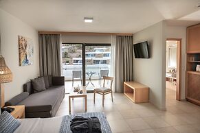 Ariadne Beach - Adults Only
