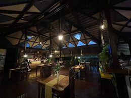 Lio Villas Resort