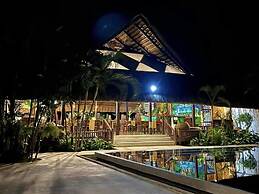Lio Villas Resort