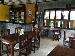 Loma Resort