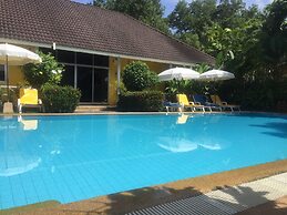 Loma Resort