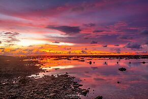 Naiyang Discovery Beach Resort