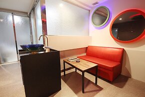 V Hotel