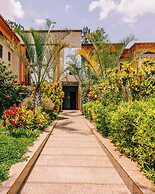 Heaven Restaurant & Boutique Hotel