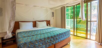 Heaven Restaurant & Boutique Hotel