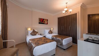 Club Paradiso Hotel