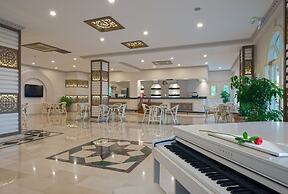 Club Paradiso Hotel
