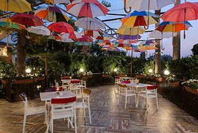 Club Paradiso Hotel