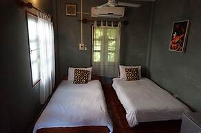 Mani Home Guesthouse