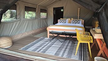 Julia's River Camp