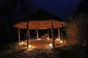 Julia's River Camp