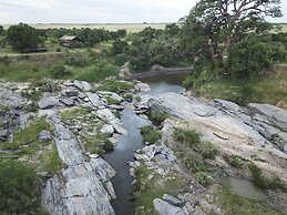 Julia's River Camp
