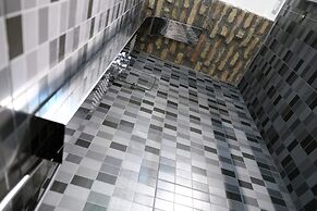 Mirko Luxury Inn