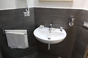 Mirko Luxury Inn