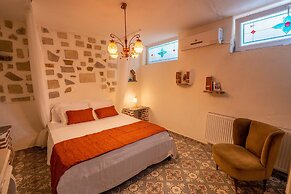 Cunda Battalos Küçük Otel
