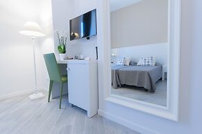 Vantaggio Suites