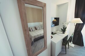 Vantaggio Suites