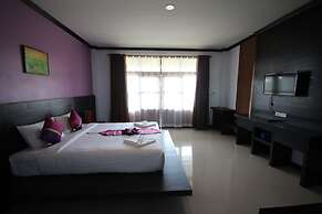 Lanta Lapaya Resort