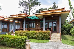 Lanta Lapaya Resort