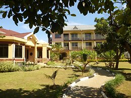 Askay Hotel Suites