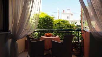 Armonia Apartments