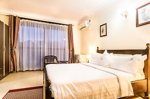 Marie's Royale Hotel