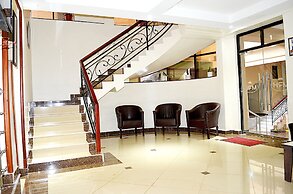 Marie's Royale Hotel