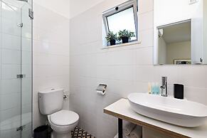 Hanasi 129 - Boutique Apartments