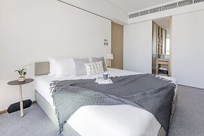Hotel Stage