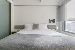 Hotel Stage