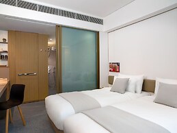 Hotel Stage