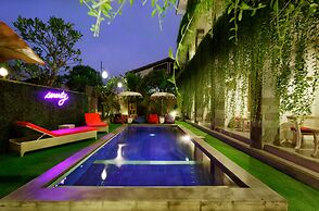 Vansari Hotel