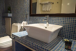 Rex Hotel