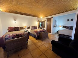 Naif Boutique Hotel