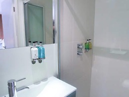 Room Home Stay
