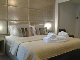 Room Home Stay