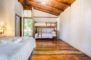 Pacoche Lodge & Reserve