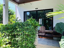 Phongphiphat Lanta Mansion