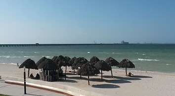 Hotel & Suites Domani