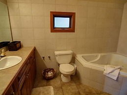 Mountain Town Properties White Wolf 4