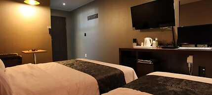 Line Plus Hotel