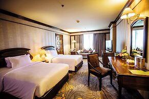 Twin Lotus Hotel