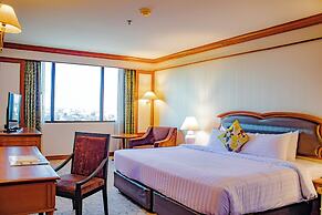Twin Lotus Hotel