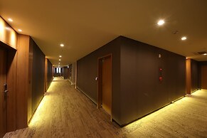 Benikea The H Hotel