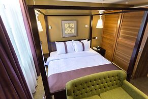 Z Hotel