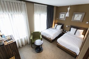 Z Hotel