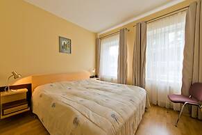Barbacan Apartments