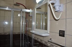 Hisar Hotel