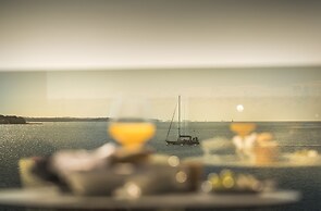 Rivalmare Boutique Hotel